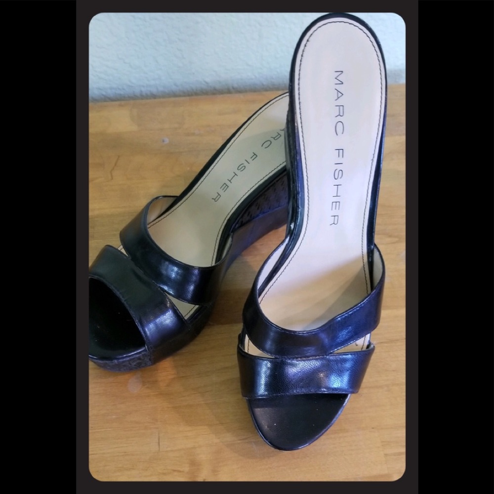 Black wedge Heel Sandals
